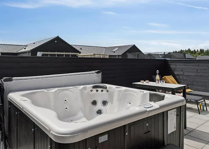 Lovely In With Sauna