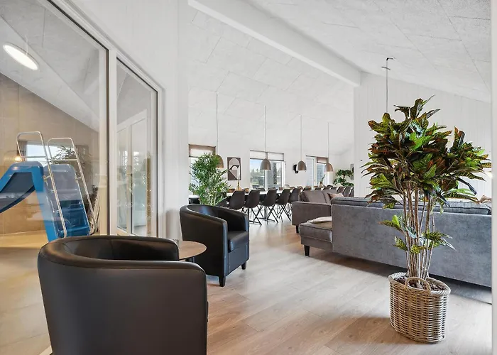 Lovely In With Sauna